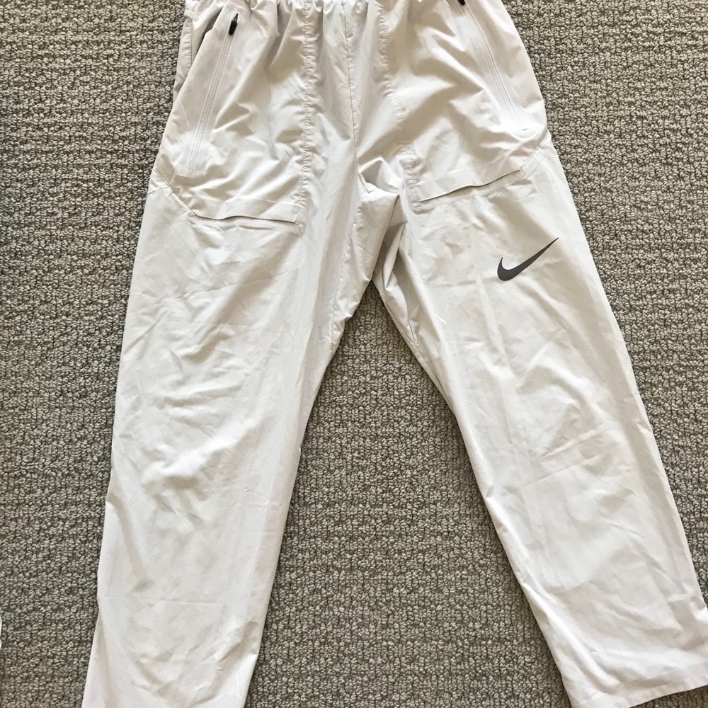 Nike dri fit 3/4 pants